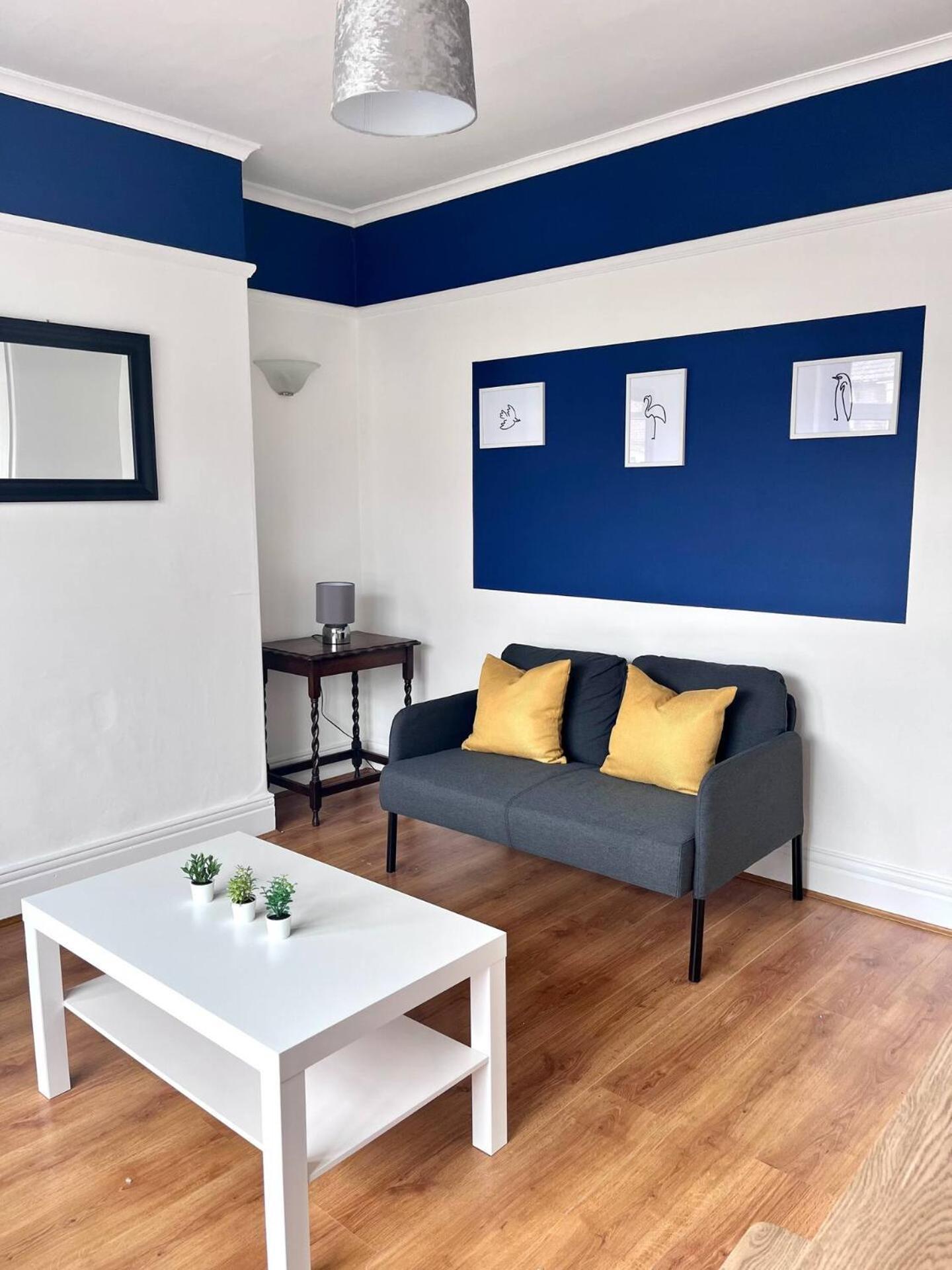 Lovely Near Newcastle, Driveway, Wifi * Newcastle upon Tyne